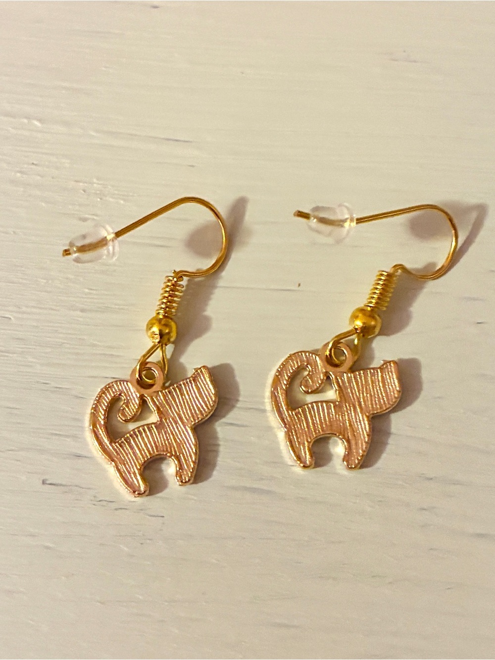 Black Cat & Gold 🐈⬛Earrings Cute Cat Silhouette Dangle NEW - Picture 3 of 4